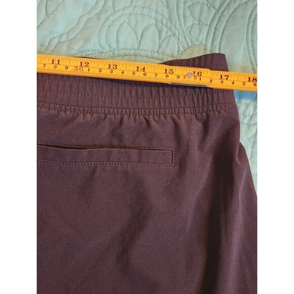 Zenergy Chico's Size 2(12) Nylon/Spandex Ruched Cropped Pants W/ZIP Pockets‎ - Picture 7 of 9